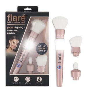 Flare light-up makeup brushes many removable head brushes perfect lighting NWOT
